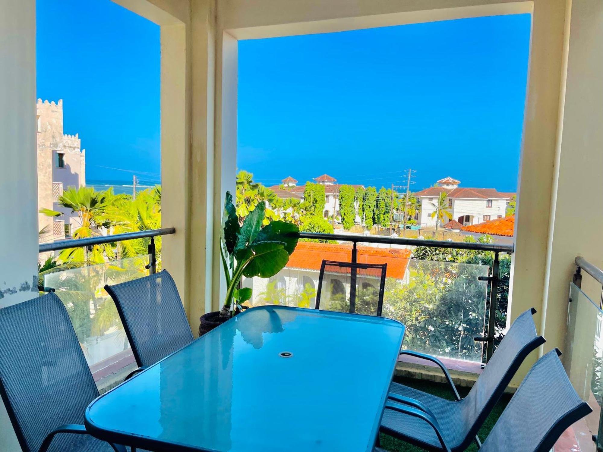 Elna'S Nyali - Work & Unwind - Pool, Sea Views, Ac & Fast Wi-Fi Bed & Breakfast Mombasa Exterior foto