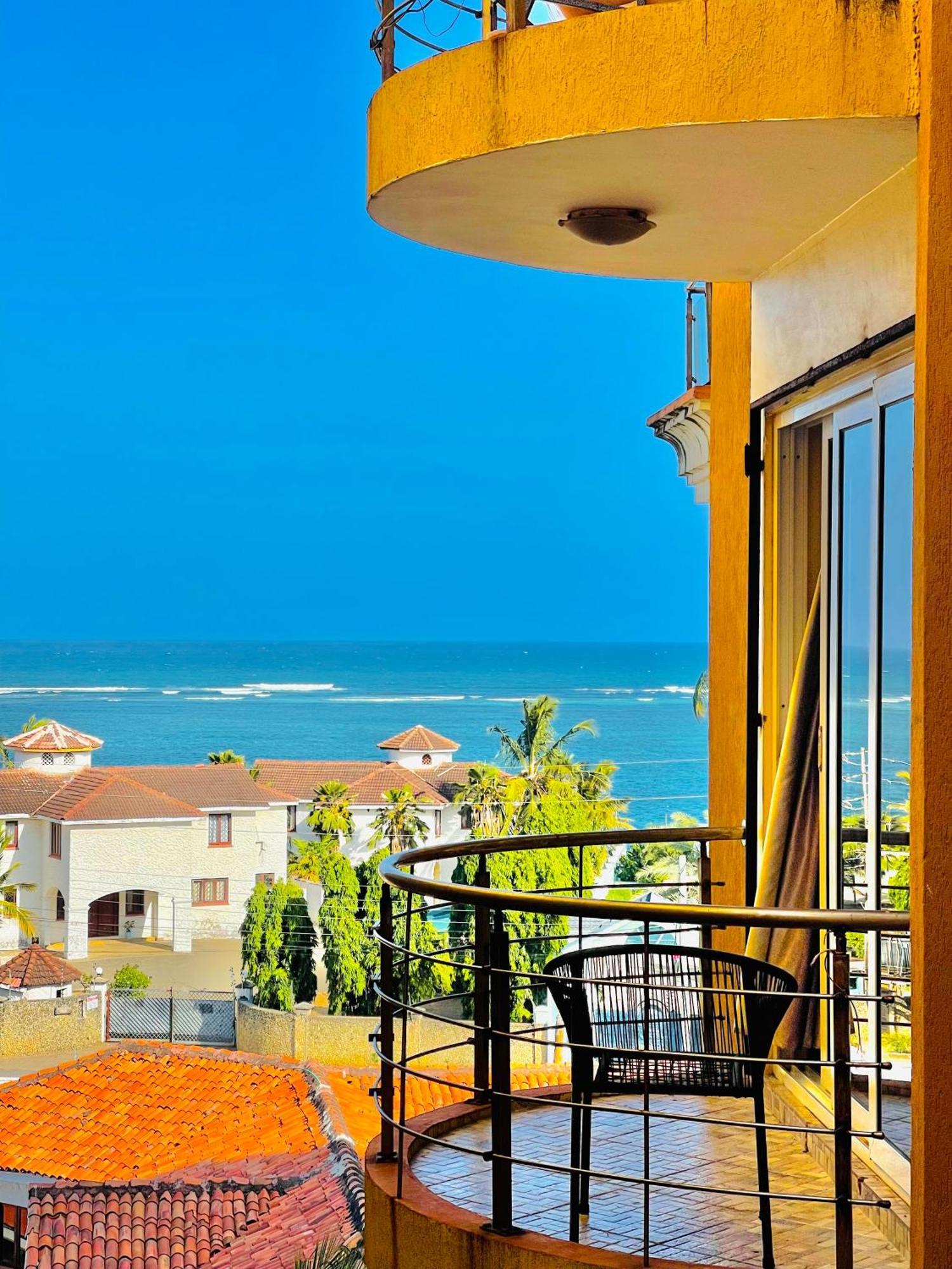 Elna'S Nyali - Work & Unwind - Pool, Sea Views, Ac & Fast Wi-Fi Bed & Breakfast Mombasa Exterior foto